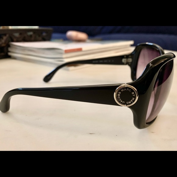 Marc by Marc Jacobs Sunglasses - Picture 5 of 8